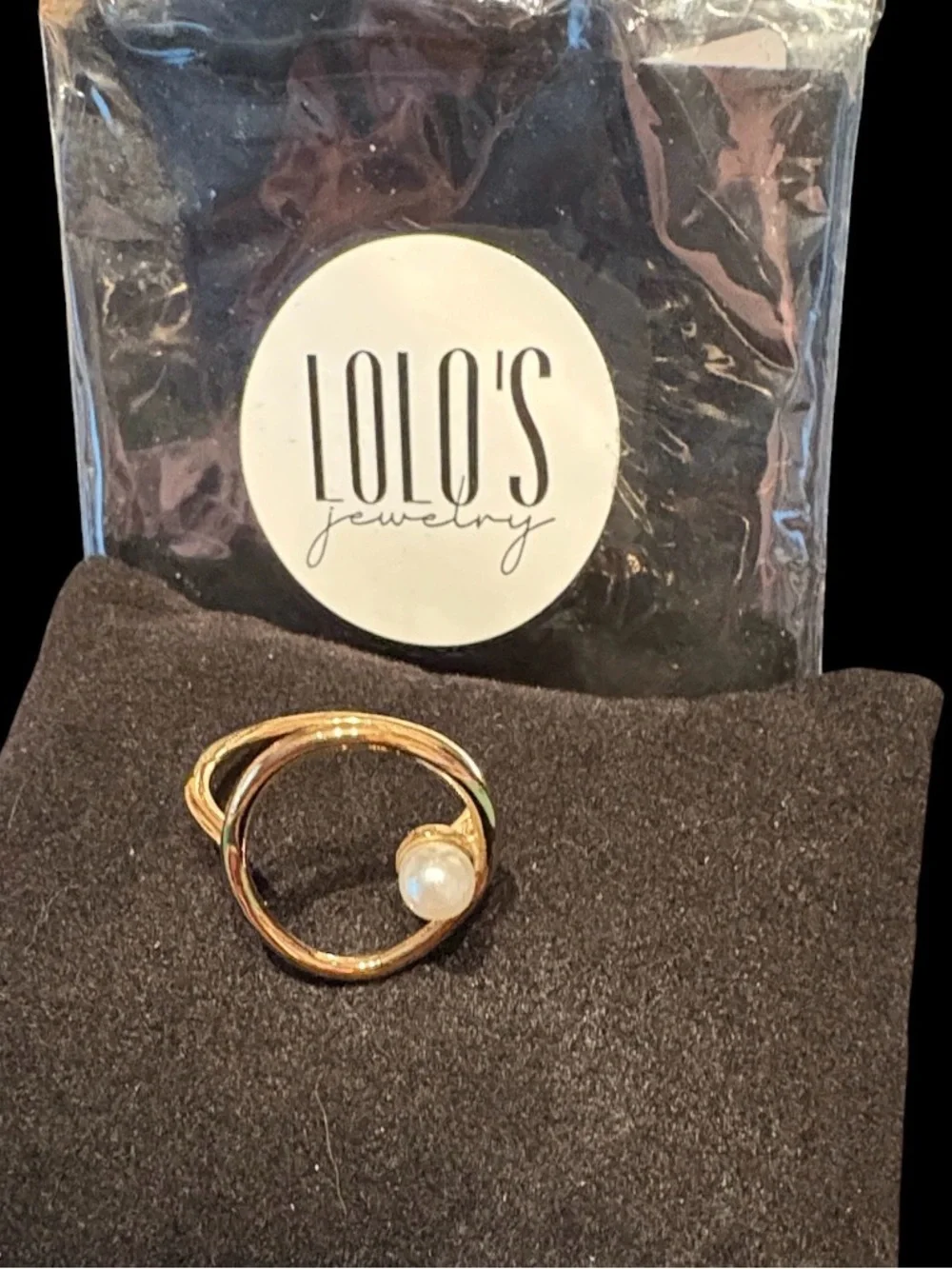 Lolo’s Gold Pearl Circle Ring Size 7
